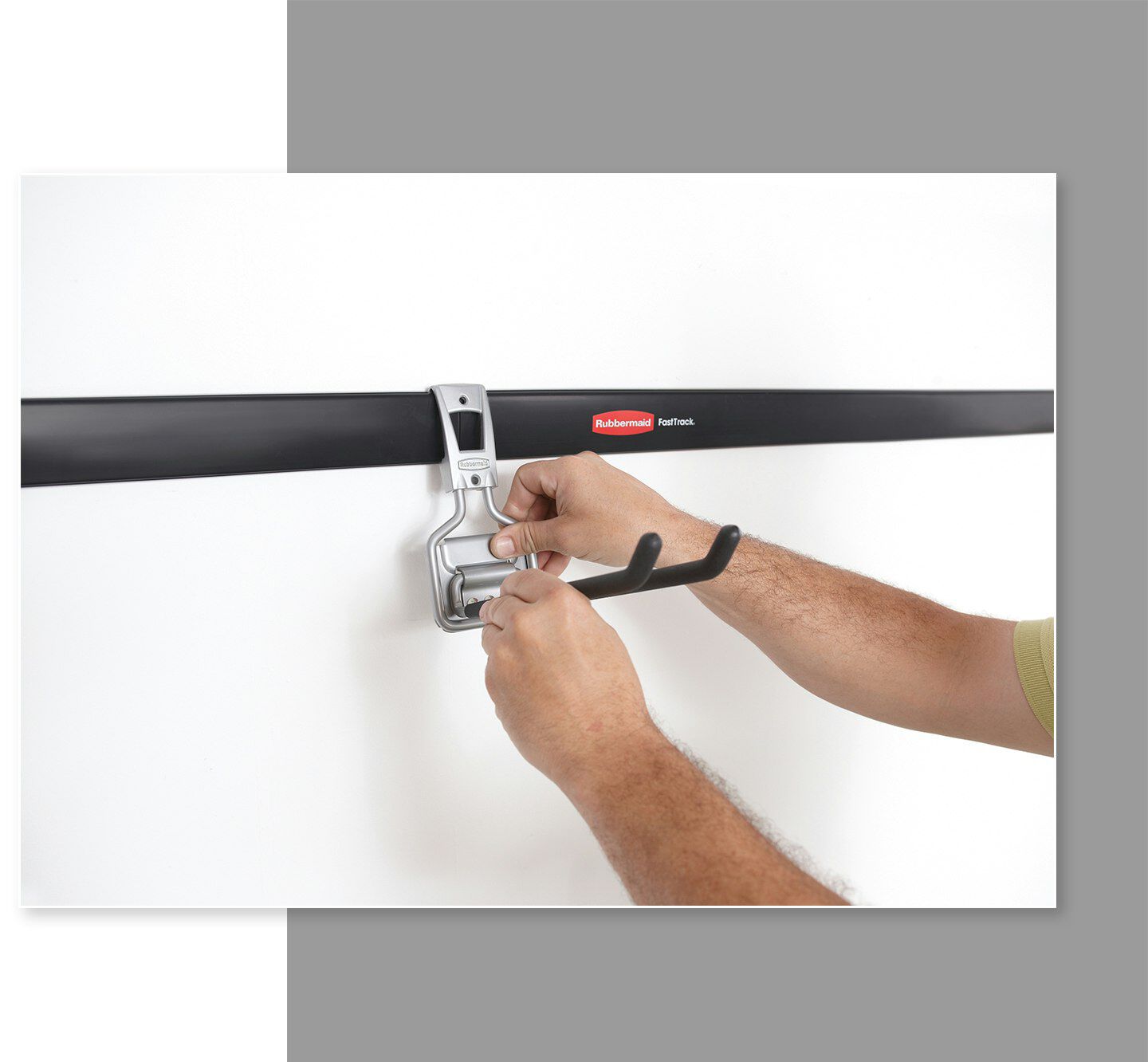 Easily Attach Accessories